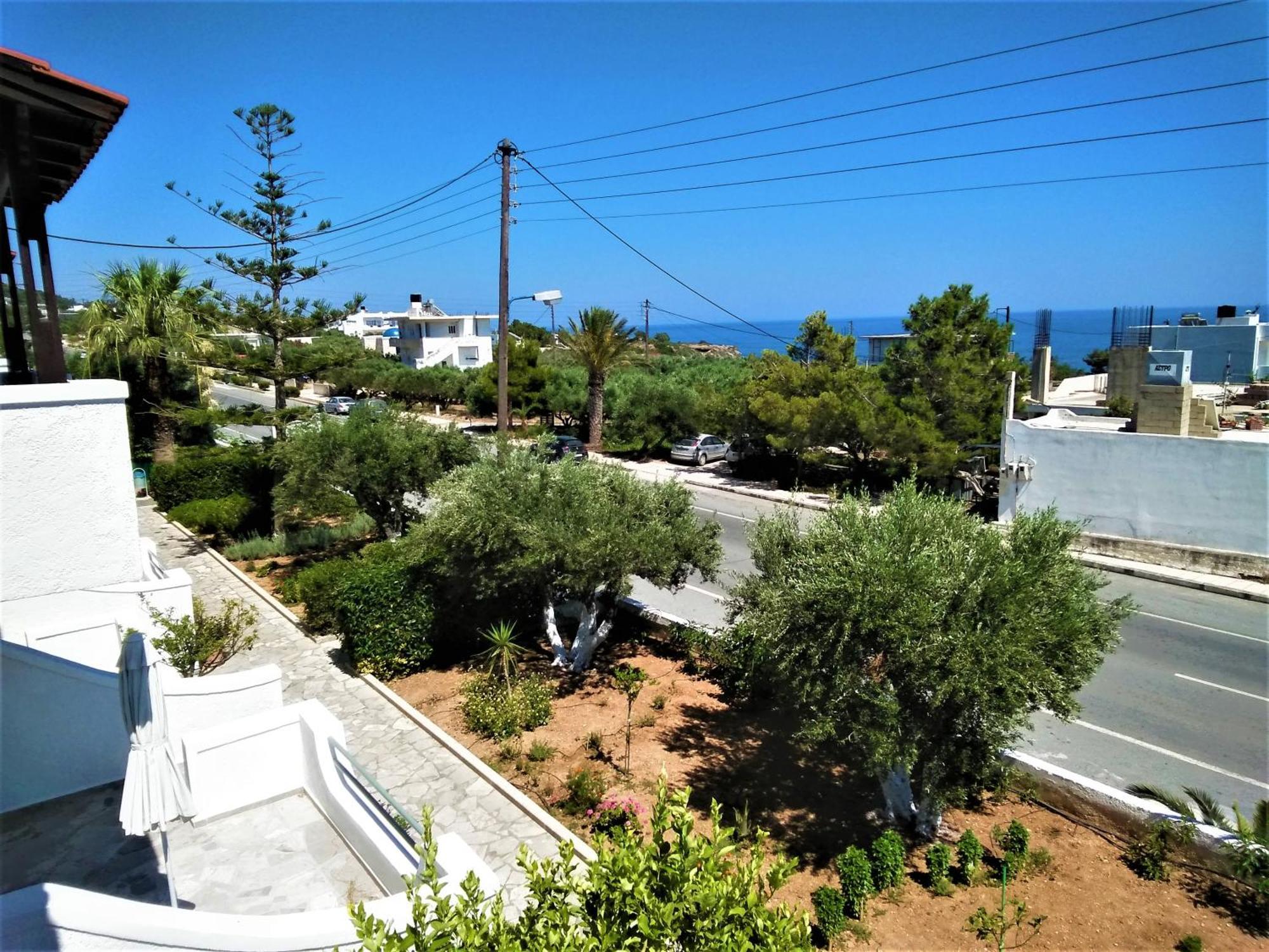 New Aurora Apts Studios Ferma Dış mekan fotoğraf